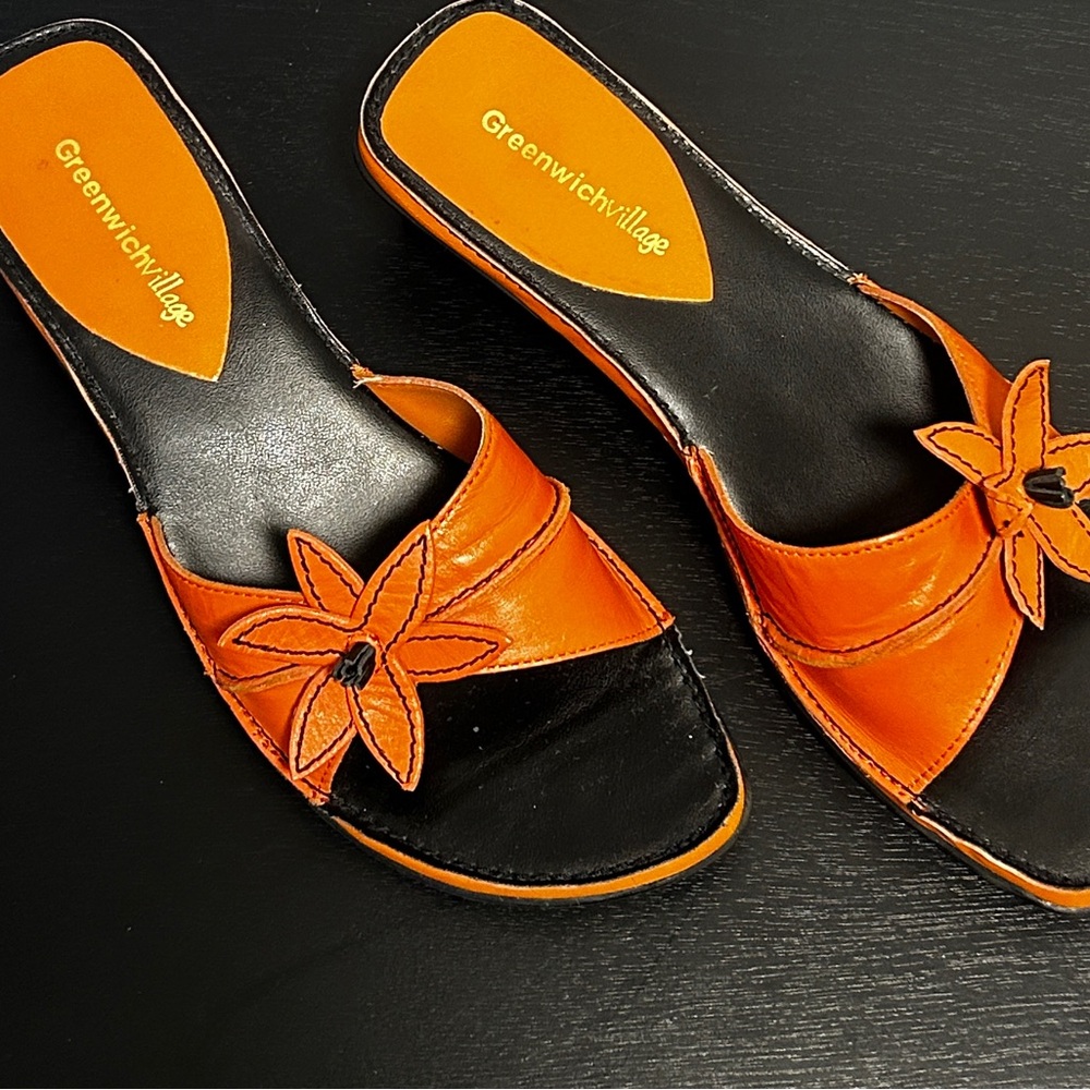 GreenwichVillage “Colleen” Orange and Black Sandals with Decorative Bow